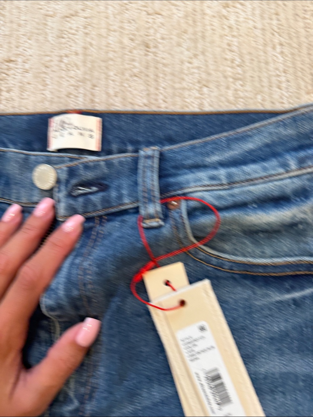Alice & Olivia Liana Vintage Blue Jeans - Picture 3 of 4